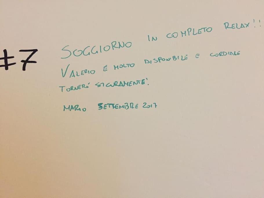 Fresco E Colorato Appartamentino In Narni Scalo Esterno foto